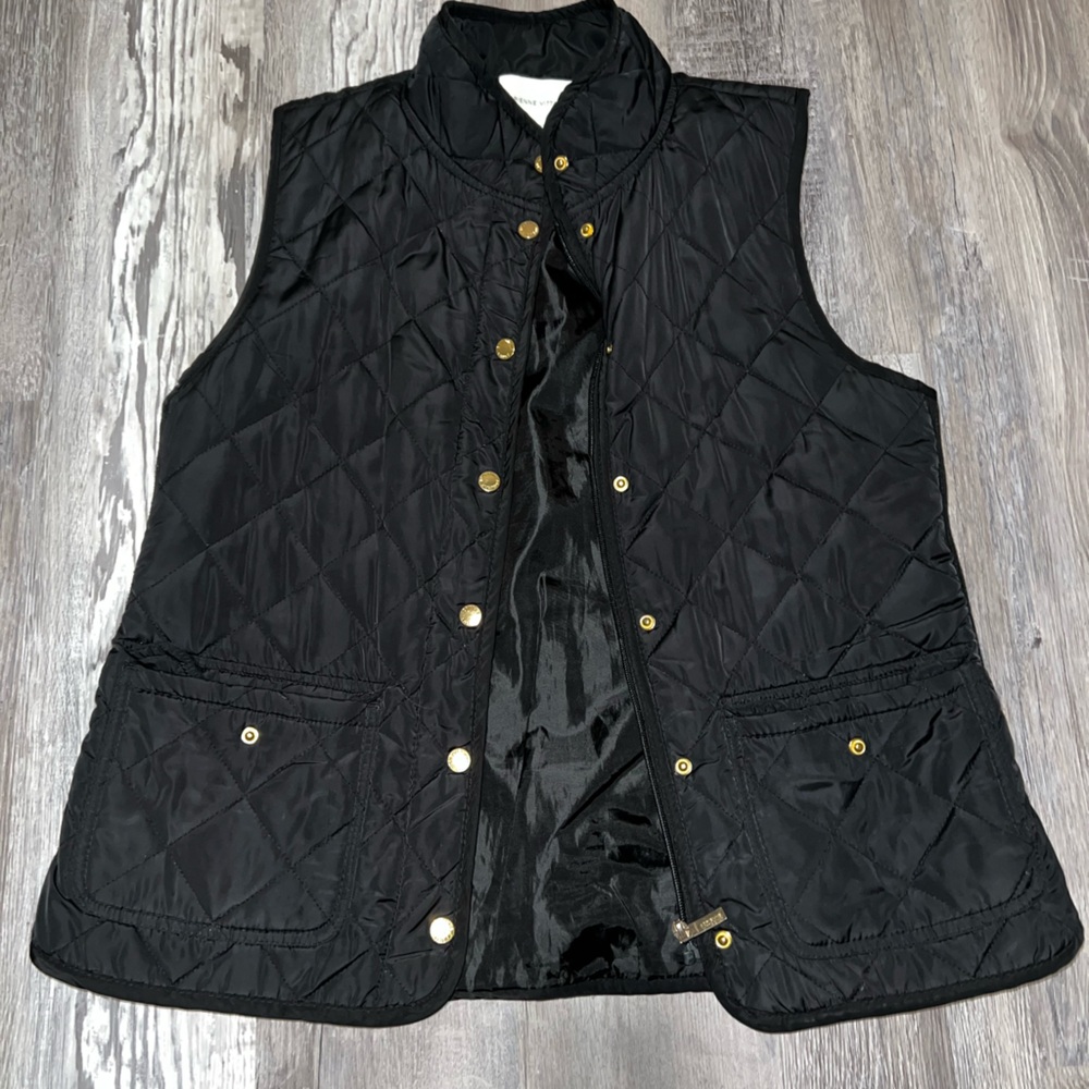 Black quilted puff vest